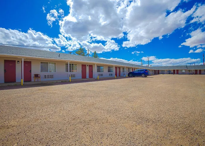 Holiday Motel, Lordsburg By Oyo