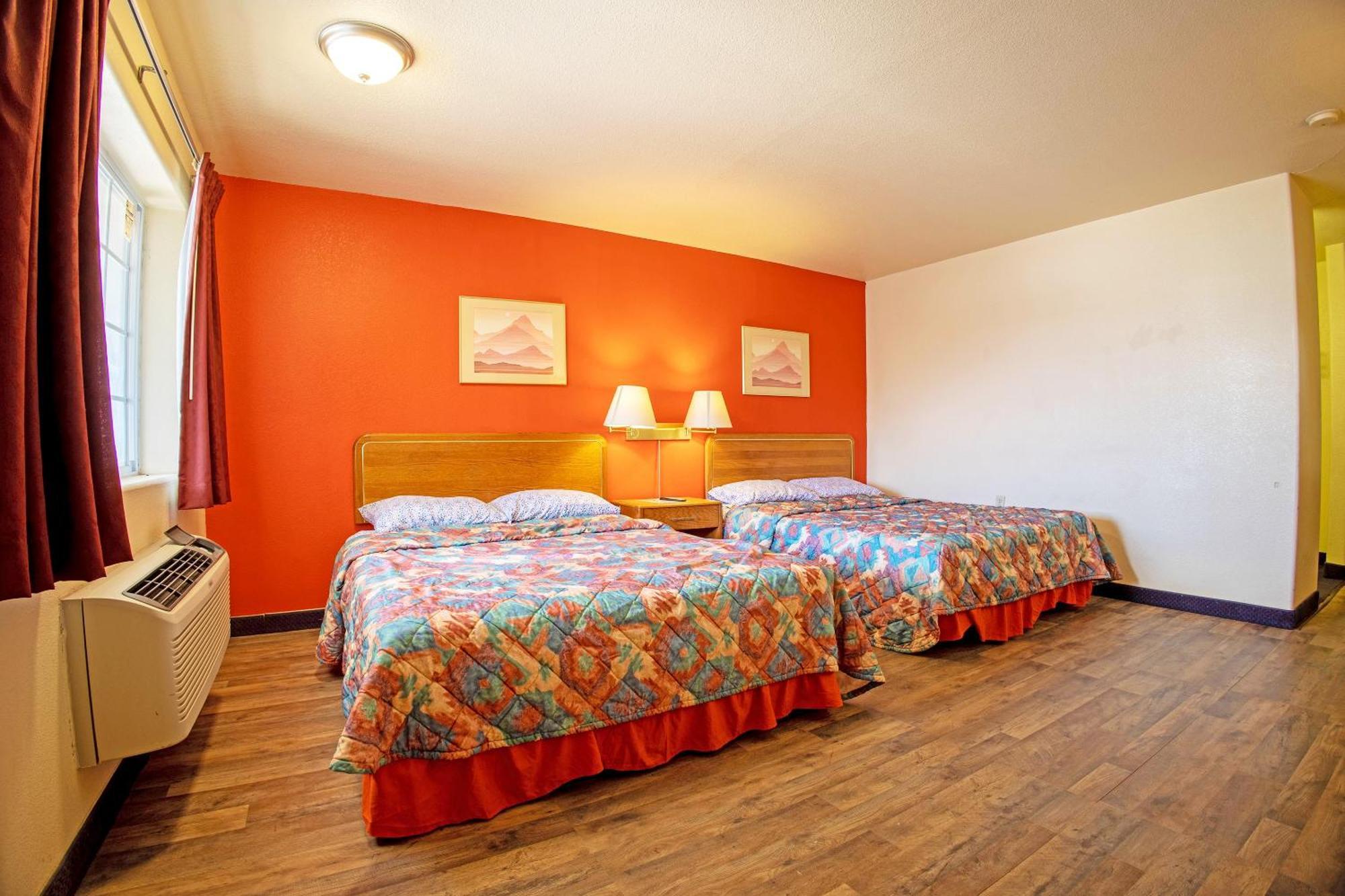 Motel Motel, By Oyo